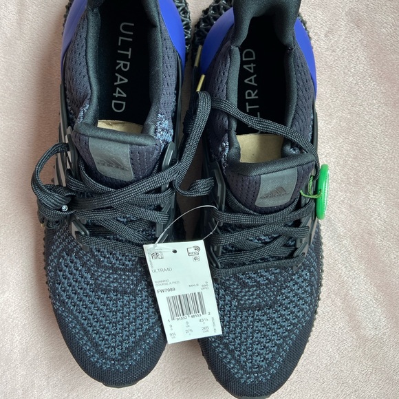 Ultraboost 4D adidas sneaker size 9.5 NEW main image 9